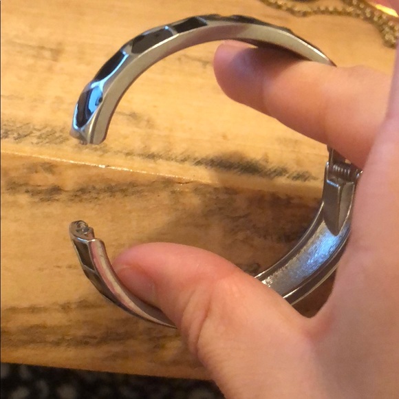 Express Bracelet - Picture 5 of 5